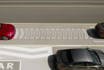 Lexus update công nghệ “ép” xe tự nhường đường Lane Valet